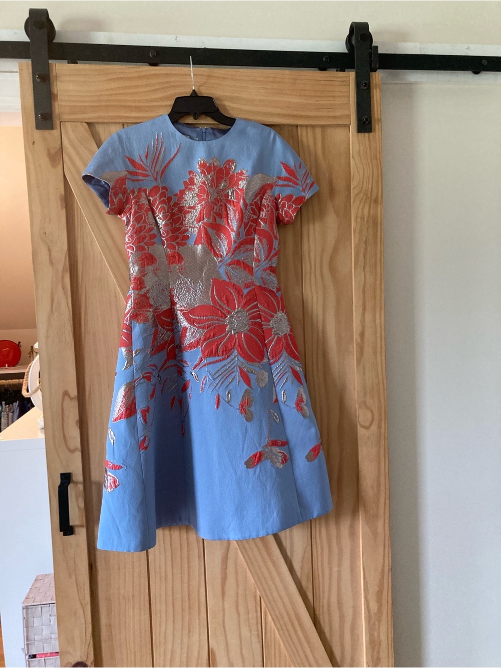 Rickie Freeman for Teri Jon Light Blue Dress with Coral Floral Embroidery Size 4 - Picture 7 of 9